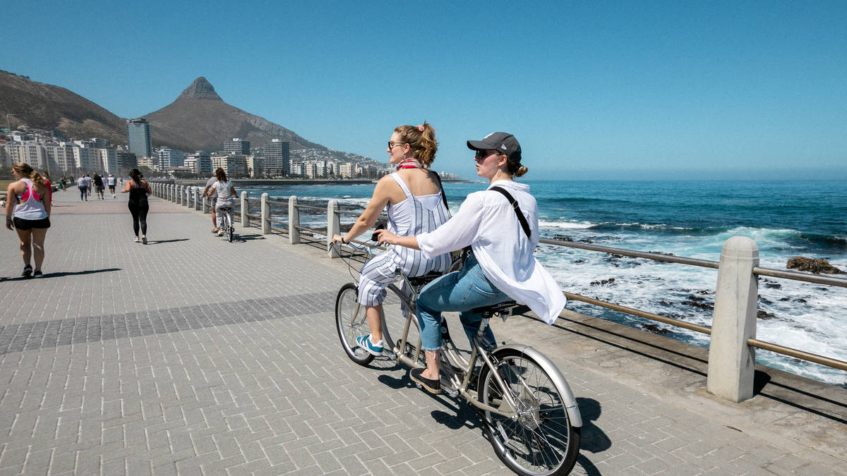 Paseo en bicicleta en Sea Point en Ciudad del Cabo